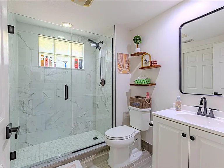 28572 Alessandria Cir SW — Photo 10