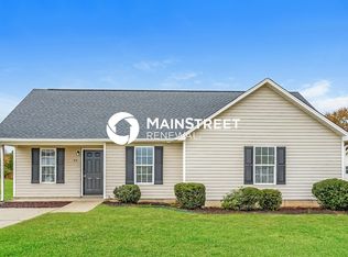 99 Jethro Cir, Smithfield, NC 27577