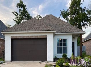 414 Lake Breeze Dr, Baton Rouge, LA 70820