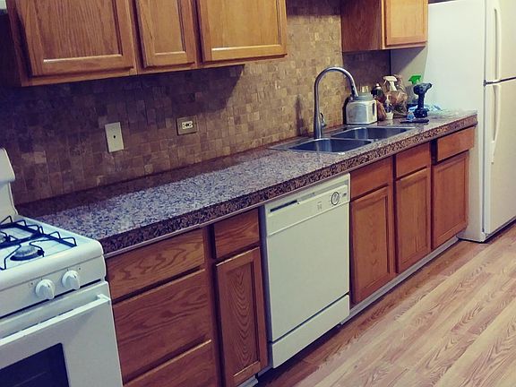 5th image of 3820 W Ainslie St #1