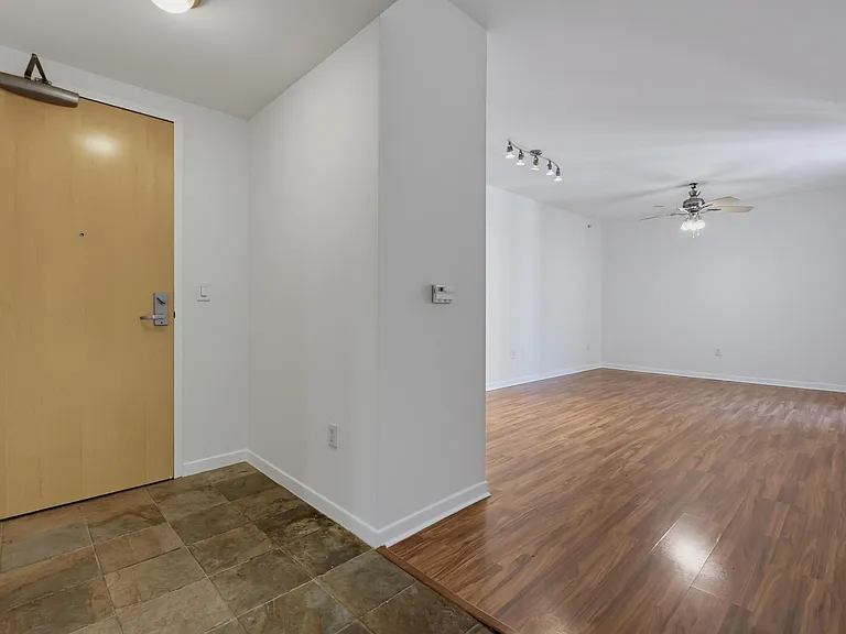 1150 J St #513 — Photo 6