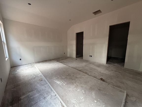 5th image of 849 Holstein Lane