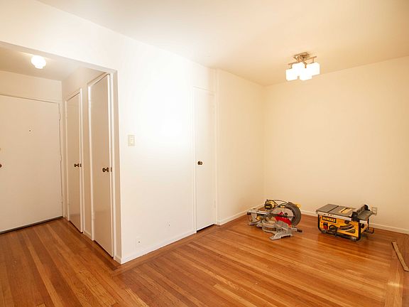 4th image of 700 Church St APT 305