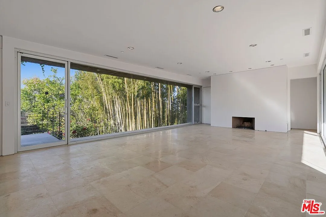 2 bed, 2036 sqft, $9,800 — Photo 3