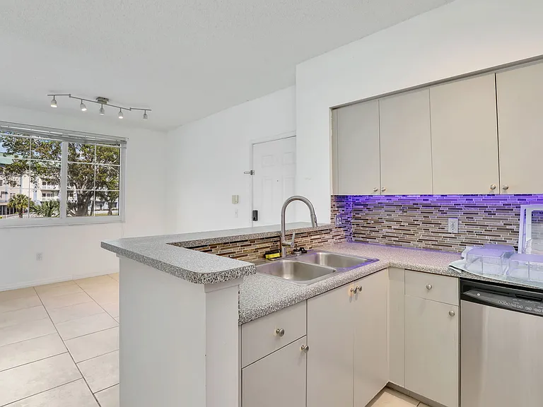 1180 Reserve Way #207 — Photo 20
