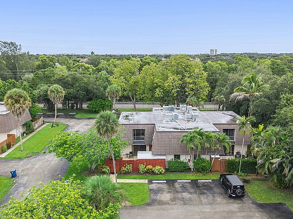 3rd image of 326 JUPITER LAKES Boulevard #2314B