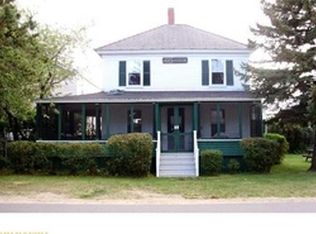 27 Main Ave, Saco, ME 04072