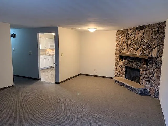 881 Gettysburg Dr #3 — Photo 4
