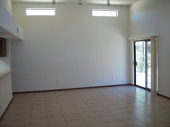 3rd image of 6028 Knollwood Dr NE