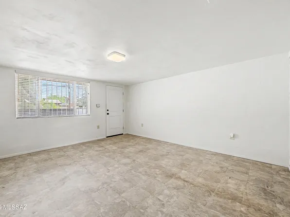 1123 E Kentucky St, Tucson, AZ 85714