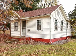 711 W Perry St, Pittsfield, IL 62363