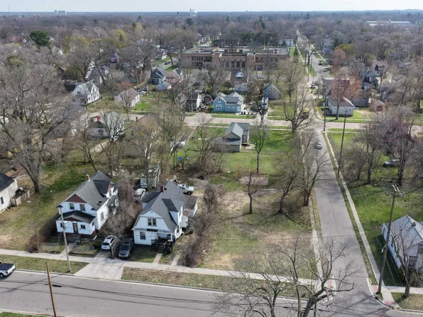 555 Amity Ave, Muskegon, MI 49442