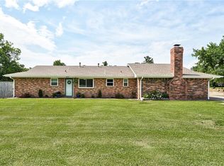 606 E Main St, Tuttle, OK 73089