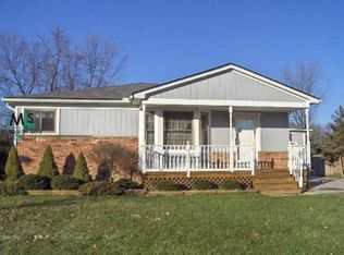 1868 E Grace Ave, Rochester, MI 48309