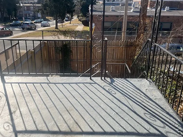 3203 Presstman St — Photo 8