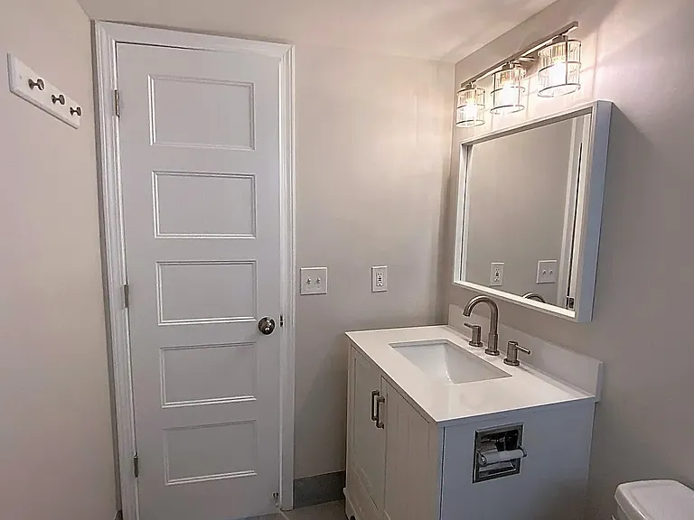 52 Church Ave #6 — Photo 6