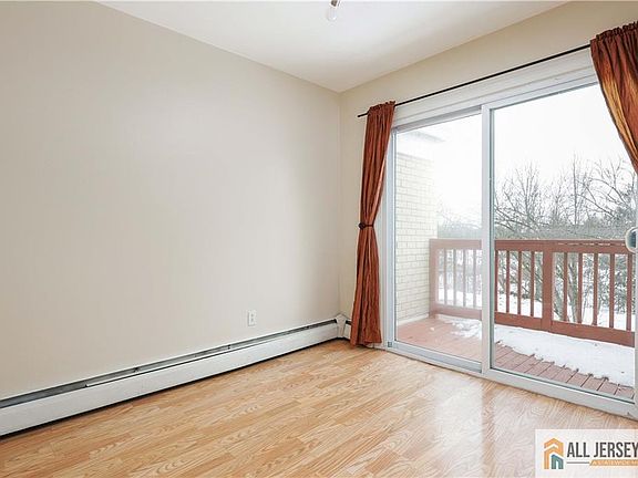4th image of 2 Lake Ave APT 7B