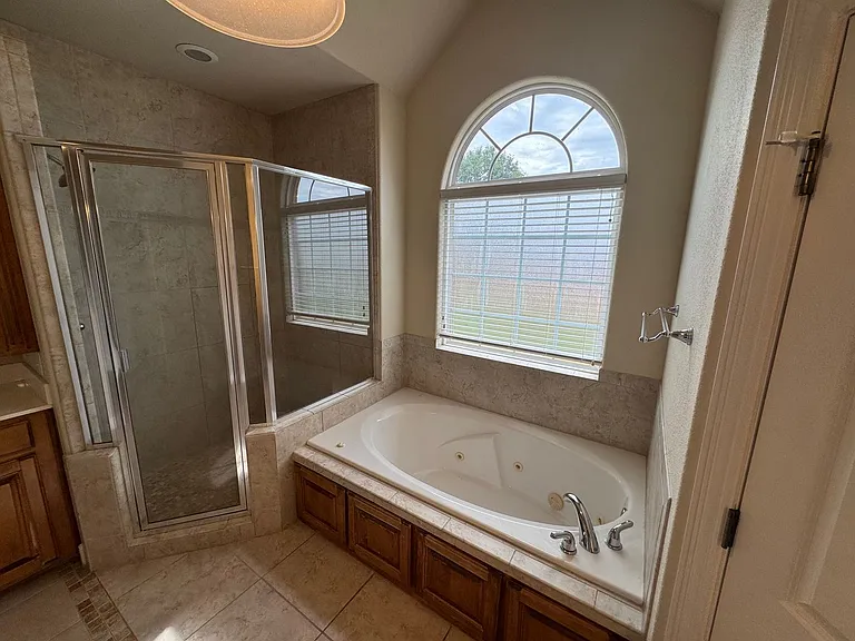 407 Lyndal Ln — Photo 20