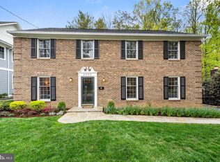 4550 25th Rd N, Arlington, VA 22207