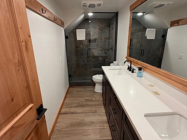 1906 Sierra Nevada Rd #39 — Photo 2