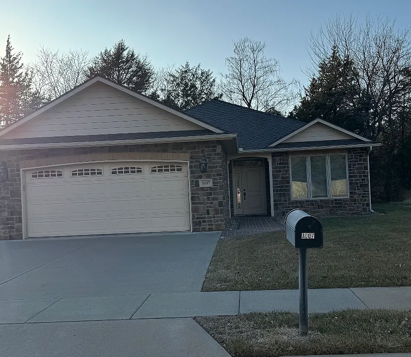 Pine Hill Pl