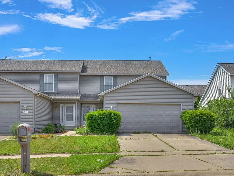 3907 Balmoral Dr — Photo 35