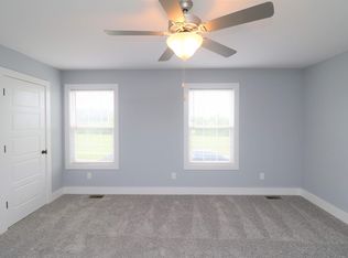 (Undisclosed Address), Versailles, KY 40383