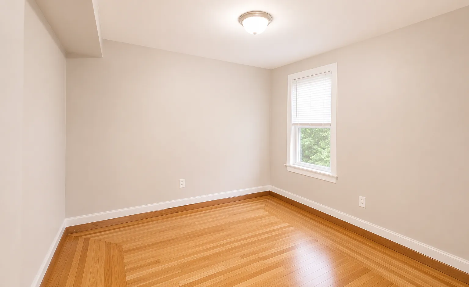 3 bed, 1261 sqft, $2,100 — Photo 3