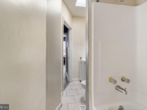 baltimore-maryland-131261142 picture