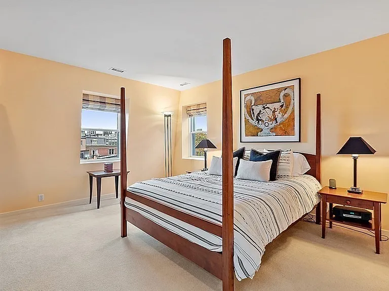 135 Marlborough St #PENTHOUSE — Photo 10