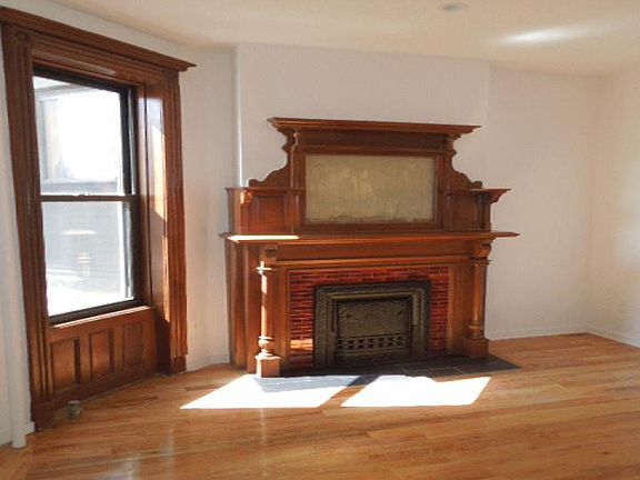 3rd image of 675 Vanderbilt Ave APT 1C