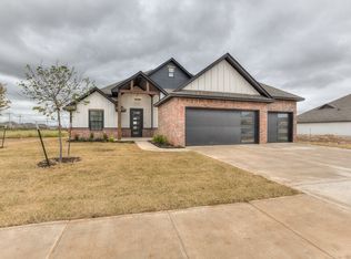 111 Orchid Ct NE, Piedmont, OK 73078