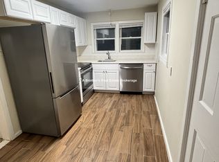 50 Oakdale Ave, Weston, MA 02493