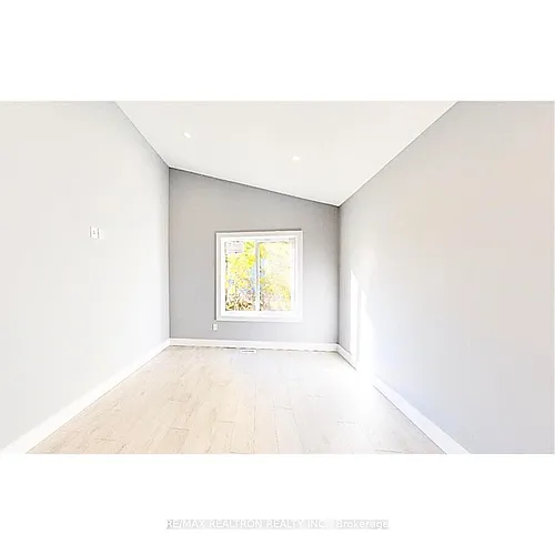 77 Godfrey Dr Photo 1