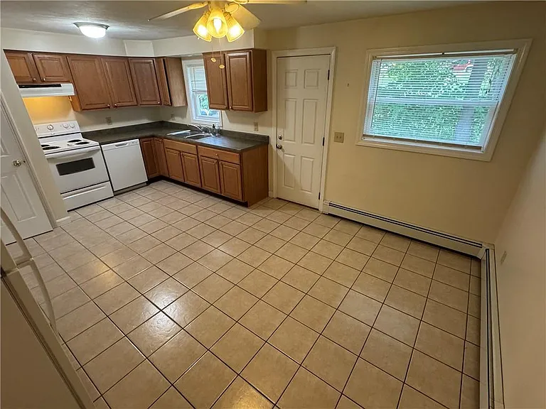 540 Dulude Ave #6 — Photo 7