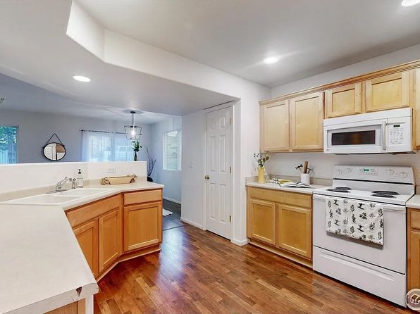 6702 Desert Willow Way Unit 4