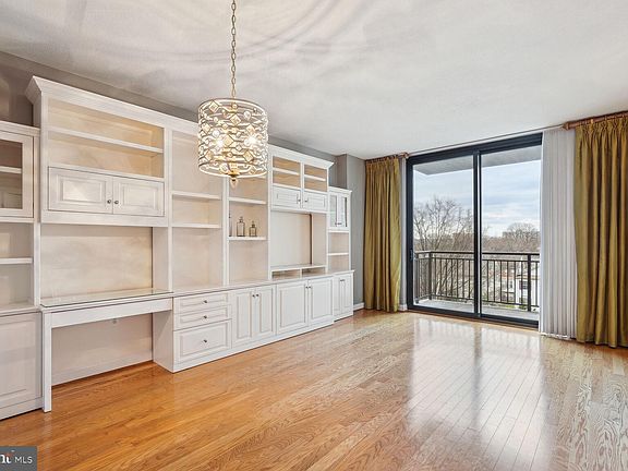 3rd image of 2451 Midtown Ave APT 611
