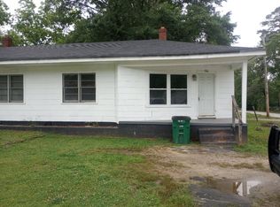 111B N Bell St, Clinton, SC 29325