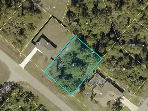 371 Eisenhower Blvd, Lehigh Acres, FL 33974