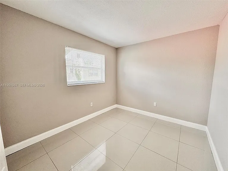 3840 SW 52nd Ave #3840 — Photo 24