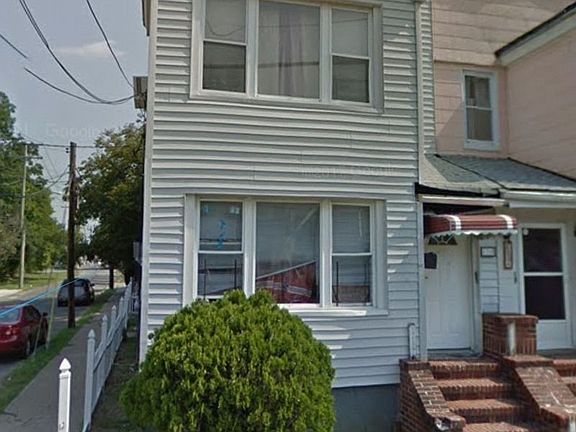4th image of 2398 Mott Ave
