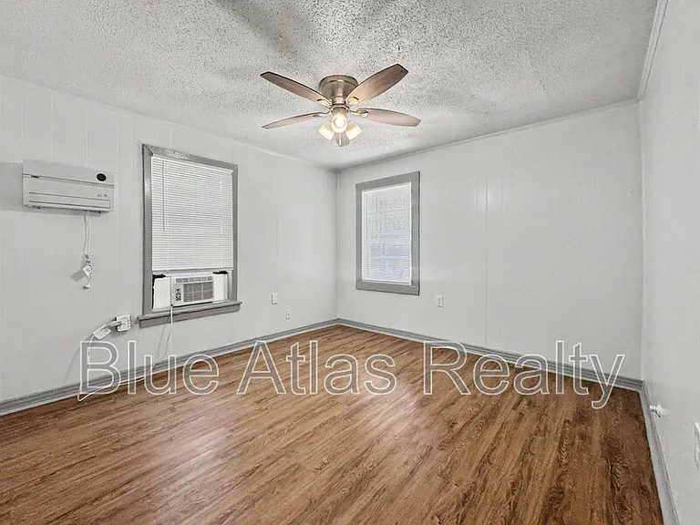1714 NW Dallas St — Photo 14