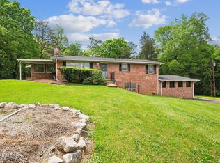 4304 McDonald Rd, Knoxville, TN 37914