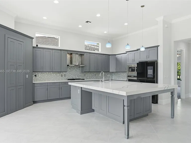 4662 Estates Cir — Photo 70