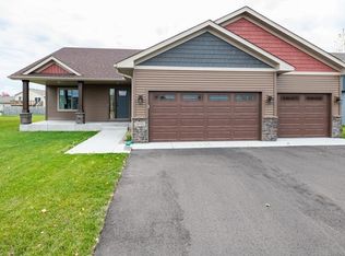 1895 11th Ave SE, Cambridge, MN 55008