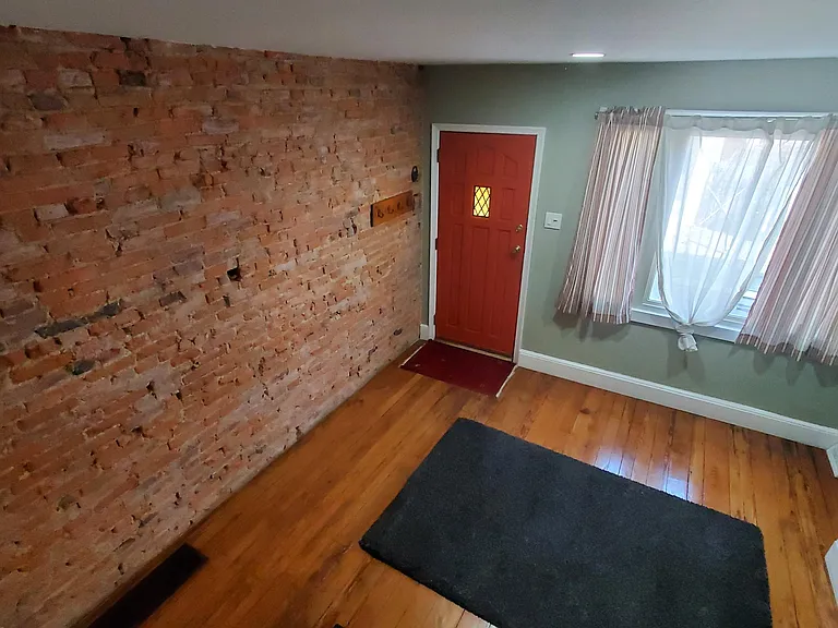414 E Flora St — Photo 34
