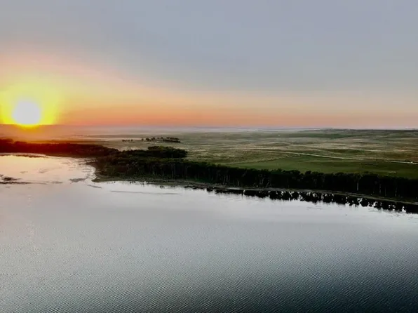 3755 River Rd, Marsland, NE 69354