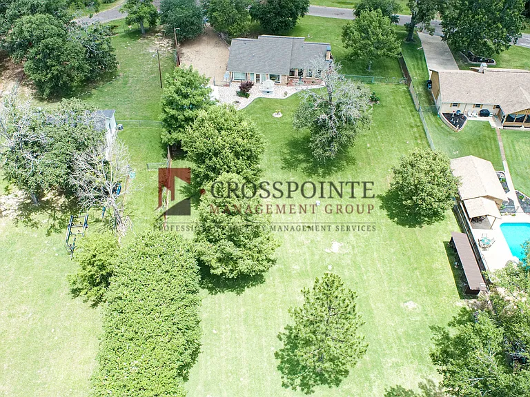 16640 Quiet Bay Dr — Photo 30