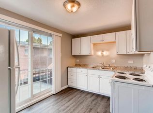 2517 Kingston St APT 4, Aurora, CO 80010