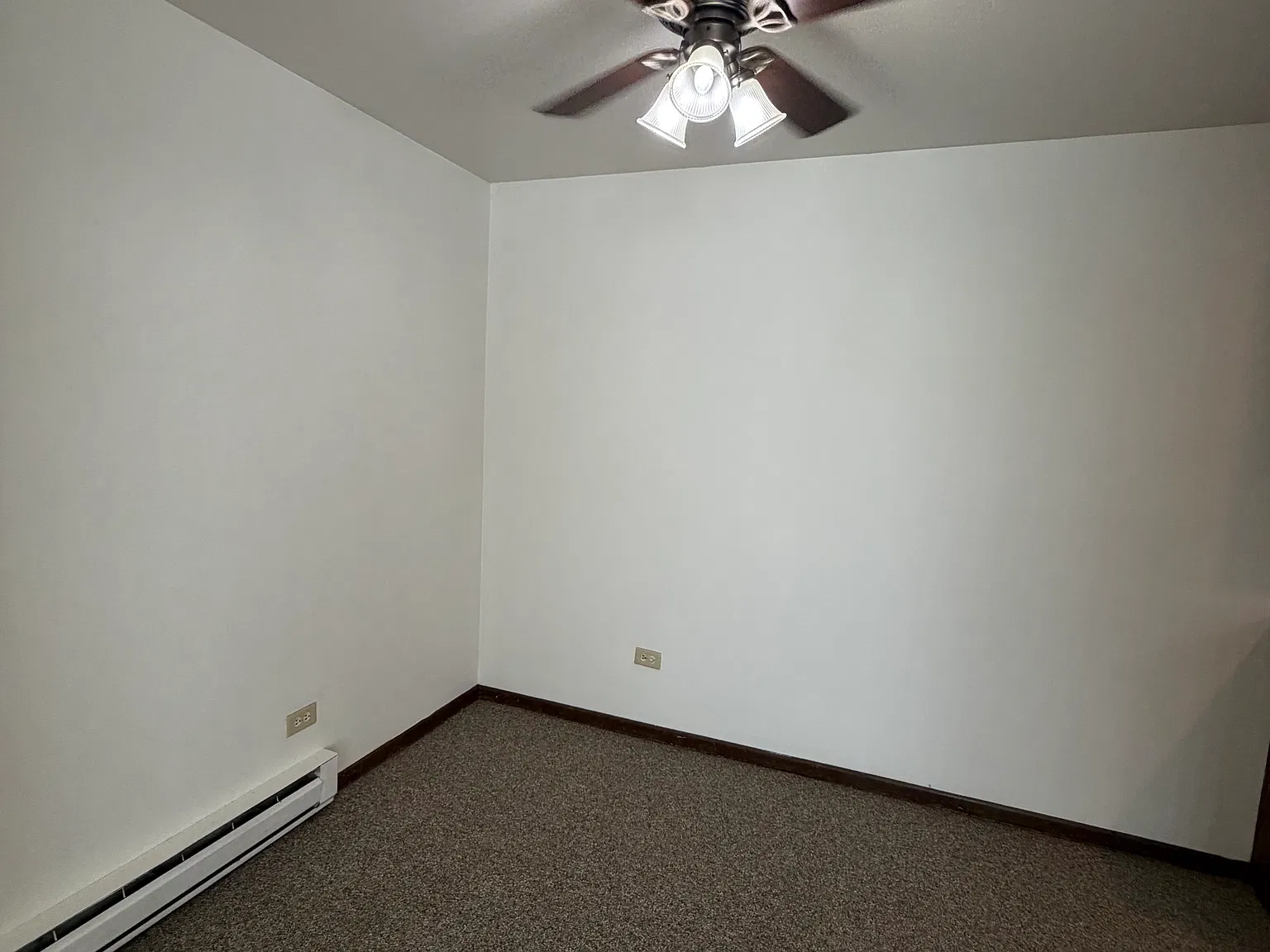 2 bed, 850 sqft, $1,495 — Photo 3